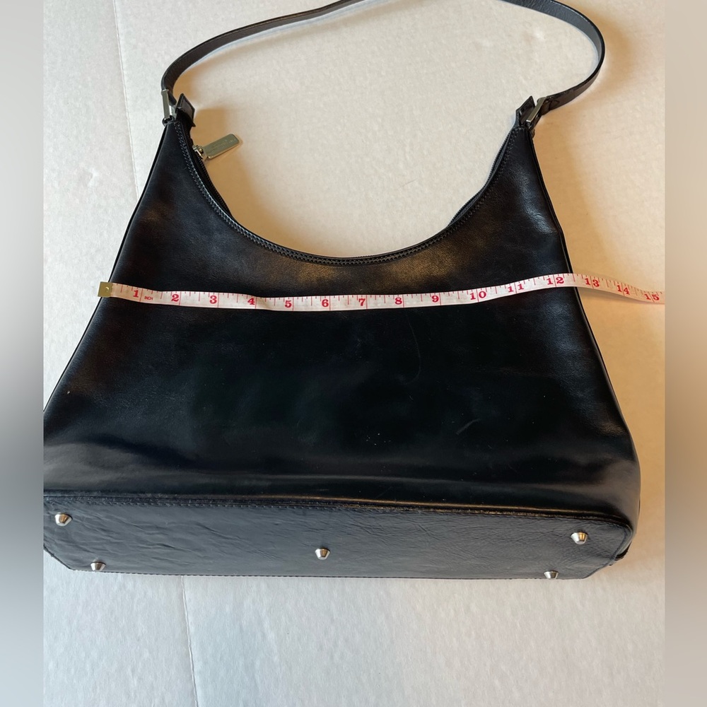 - Saks Fifth Avenue Leather purse. - Picture 13 of 16